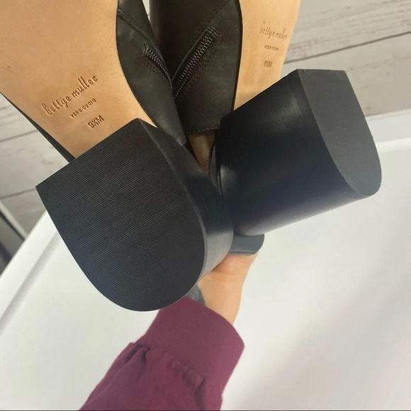 BETTYE Muller Nominee Zip black leather open heel Bootie Sz 9.5 - Picture 5 of 13